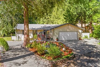 71 Clipper Ln, Port Ludlow, WA 98365