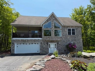 39 Summit Rd, Hazleton, PA 18202