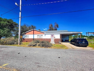 130 Dursette St, Golden Meadow, LA 70357