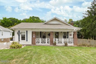 208 Lynnview Dr, Knoxville, TN 37918