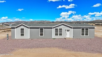 2758 W Altimeter Way, Paulden, AZ 86334
