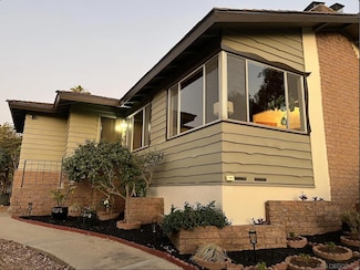 3958 Kenwood Dr, Spring Valley, CA 91977