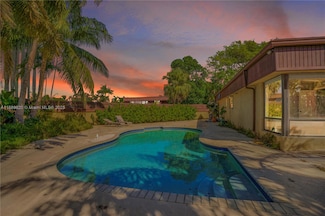 20434 NE 10th Court Rd, Miami, FL 33179