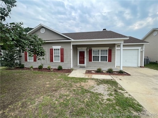 3844 Goforth Dr, Hope Mills, NC 28348