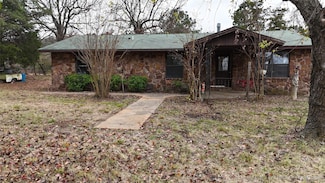 10868 SW Gowen Rd, Hartshorne, OK 74547