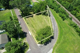 2135 E 7th St, Sedalia, MO 65301