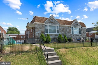 8849 Calvert St, Philadelphia, PA 19152