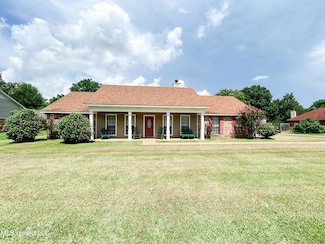 378 Siwell Meadows Dr, Byram, MS 39272