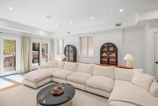 151 Webster Ave Unit 101, Jersey City, NJ 07307