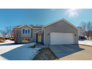 442 Wiskow Way, Saint Charles, MN 55972
