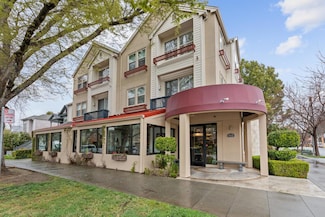 2025 S St Unit 204, Sacramento, CA 95811