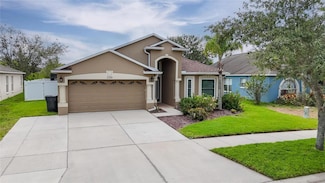 2330 Lawrence Hall St, Ruskin, FL 33570