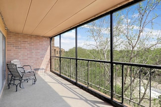 3300 Louisiana Ave S Unit 517, Saint Louis Park, MN 55426