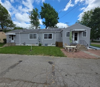 209 Newton Dr, Newton Falls, OH 44444