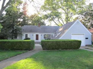 3219 Cheltenham Rd, Toledo, OH 43606