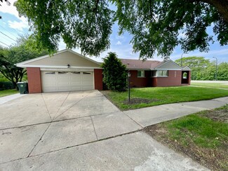 7075 N Cicero Ave, Lincolnwood, IL 60712