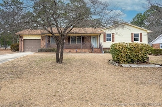 3728 Masters Dr, Hope Mills, NC 28348