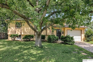 12756 Grover St, Omaha, NE 68144