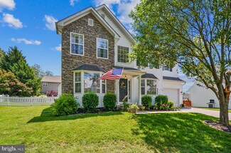 4195 Fallow Dr, Hampstead, MD 21074
