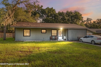 33399 Ohio Ave, Dade City, FL 33523