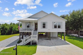 103 Adrienne Ct, Waveland, MS 39576