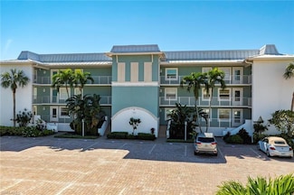 1200 Blue Point Ave Unit A1, Naples, FL 34102