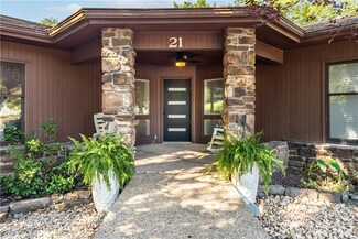 21 Cora Cir, Bella Vista, AR 72715