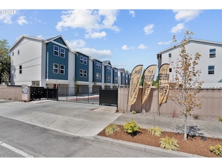15061 SE Division St, Portland, OR 97236