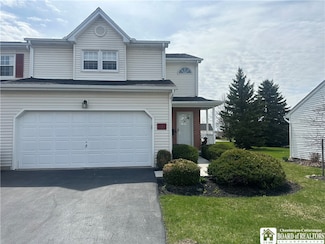 9 Foxwood Row, Depew, NY 14043