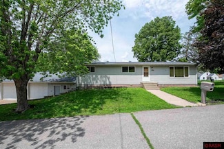 1702 6th Ave, Mankato, MN 56001