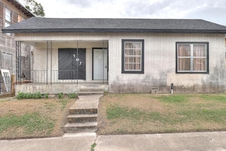907 Laredo St, Corpus Christi, TX 78401