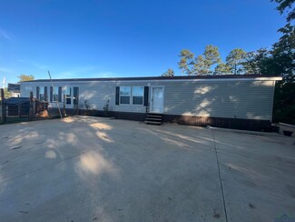 3420 Monigold Rd, Marshall, TX 75672