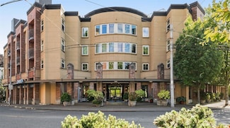 1417 Queen Anne Ave N Unit 203, Seattle, WA 98109