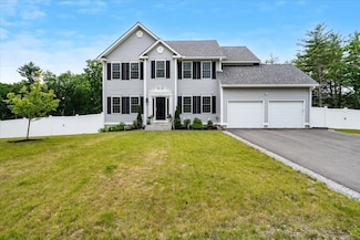 21 Huntington Ridge Rd, Bedford, NH 03110