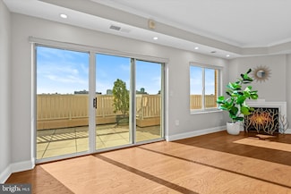 3101 N Hampton Dr Unit 1504, Alexandria, VA 22302