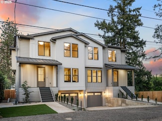 8190 SW 39th Ave, Portland, OR 97219