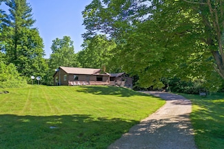 23350 Ohio 180, Rockbridge, OH 43149