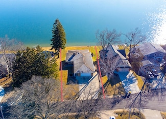 147 Castlewood Dr, Brooklyn, MI 49230
