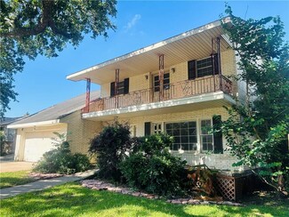 3917 Neyrey Dr, Metairie, LA 70002