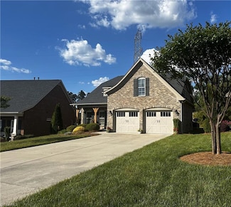 107 Rannoch Ct, Winston Salem, NC 27107
