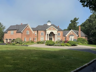 23 Robkins Rd, Avon, CT 06001