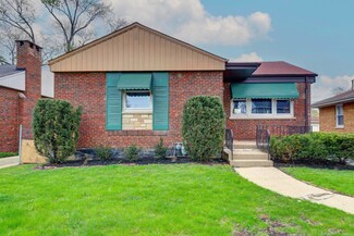 1419 Hull Ave, Westchester, IL 60154