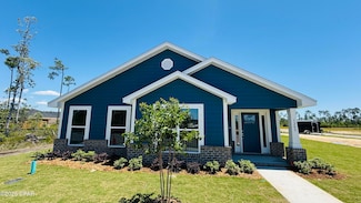 1209 Seafoam St, Callaway, FL 32404