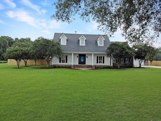 8180 Beechwood Dr, Denham Springs, LA 70706