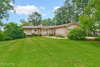 27 Brambleton Ct, Crossville, TN 38558