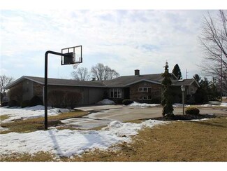 425 Madison St, Edon, OH 43518