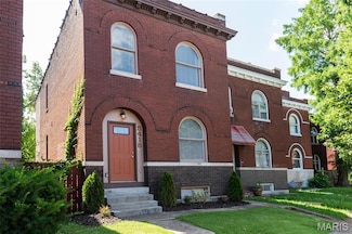 5418 Virginia Ave, Saint Louis, MO 63111
