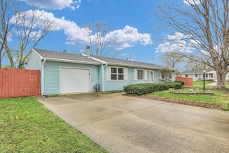 1801 Winchester Dr, Champaign, IL 61821