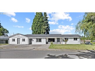 694 45th Place SE, Salem, OR 97317