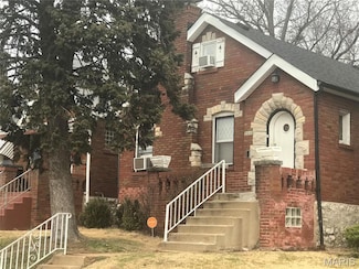 8648 Oriole Ave, Saint Louis, MO 63147